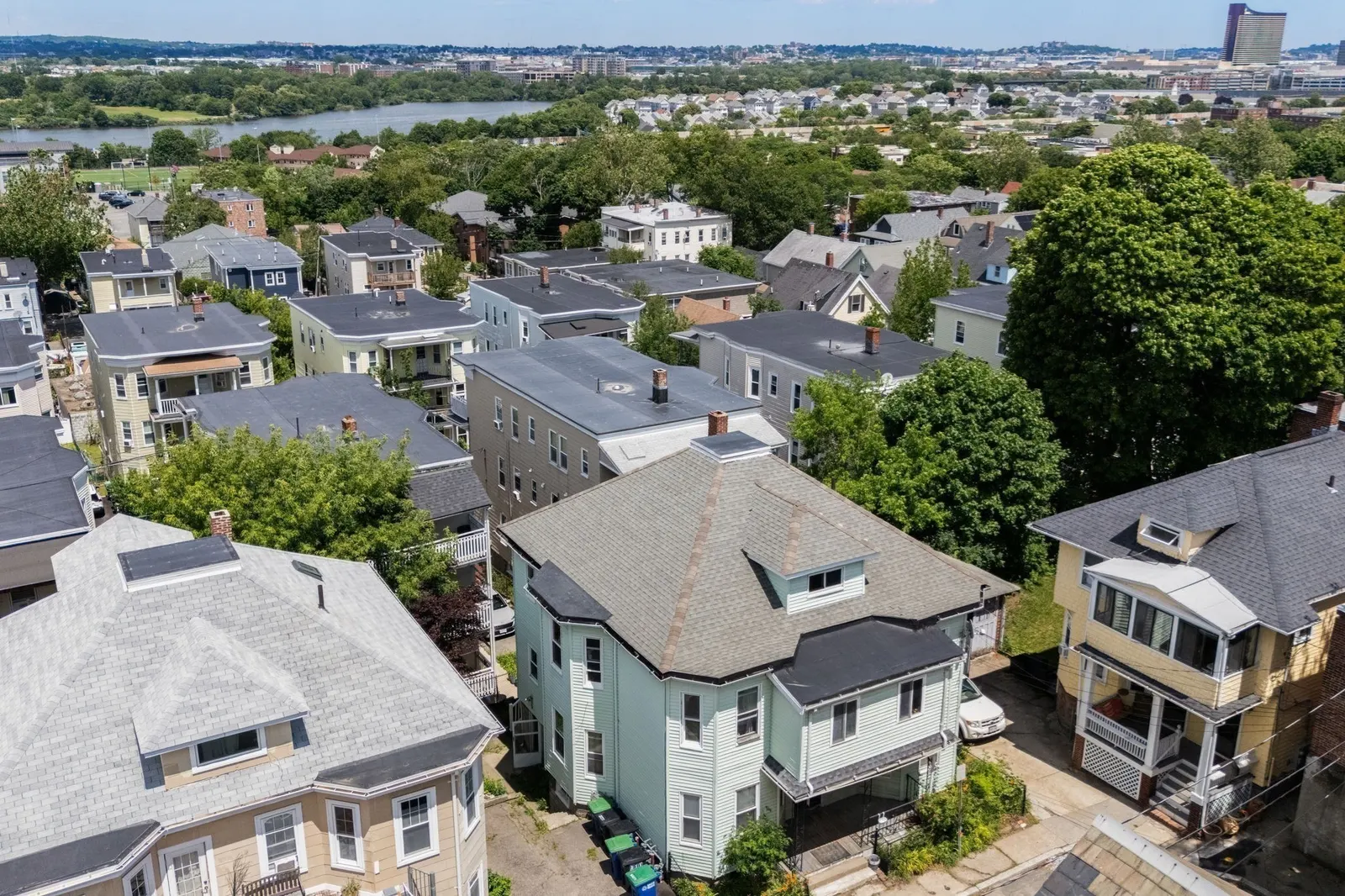 12 Douglas Ave, Somerville