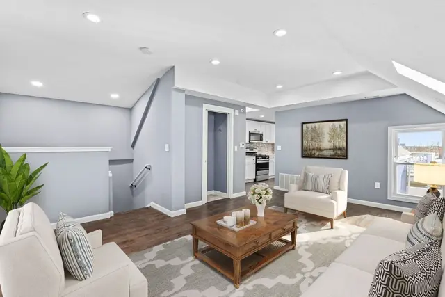 167 Lexington St #3