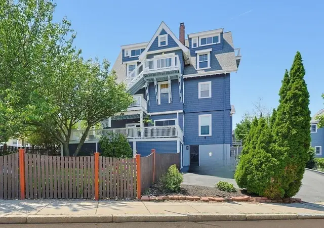 51 Sawyer Avenue #3
