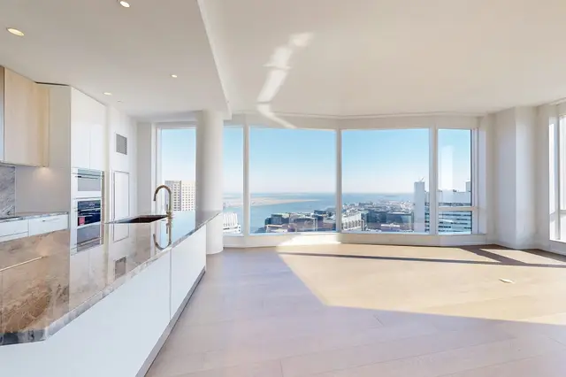240 Devonshire Street #4808