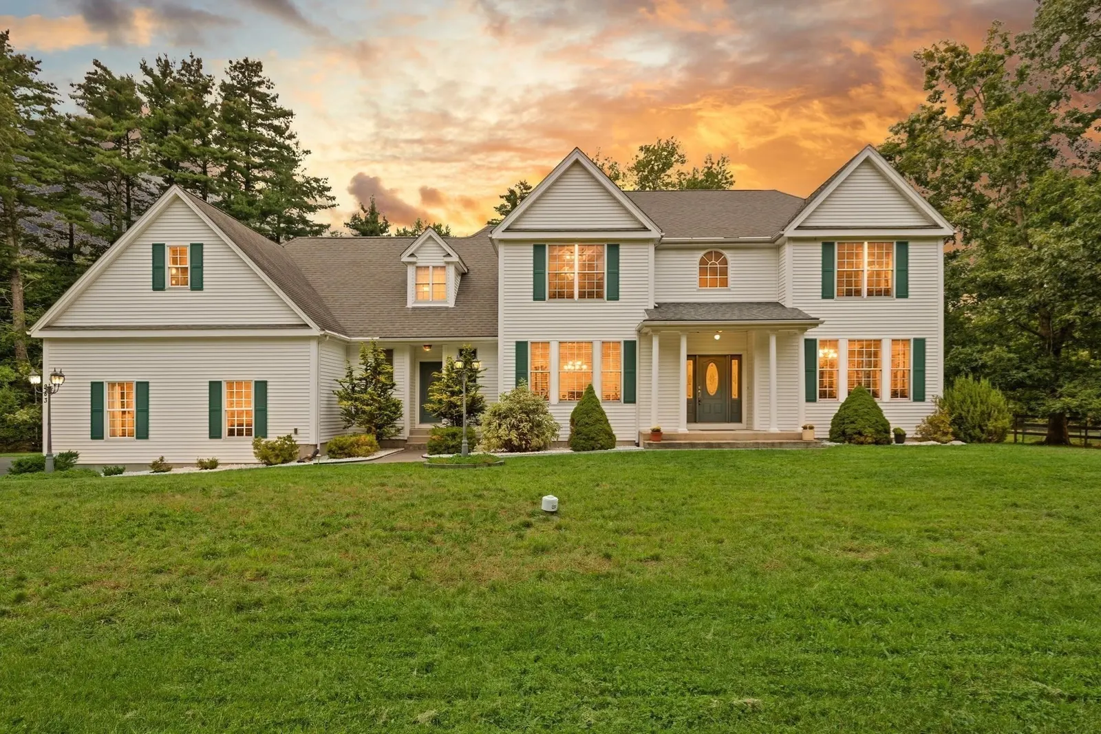 983 Depot Rd, Boxborough
