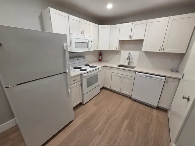 815 Morton #1