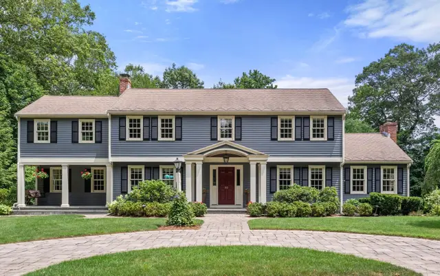 80 Pokonoket Ave