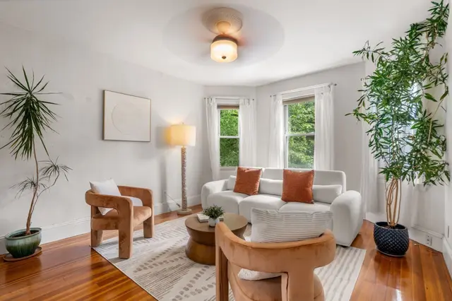7 Sumner St #2