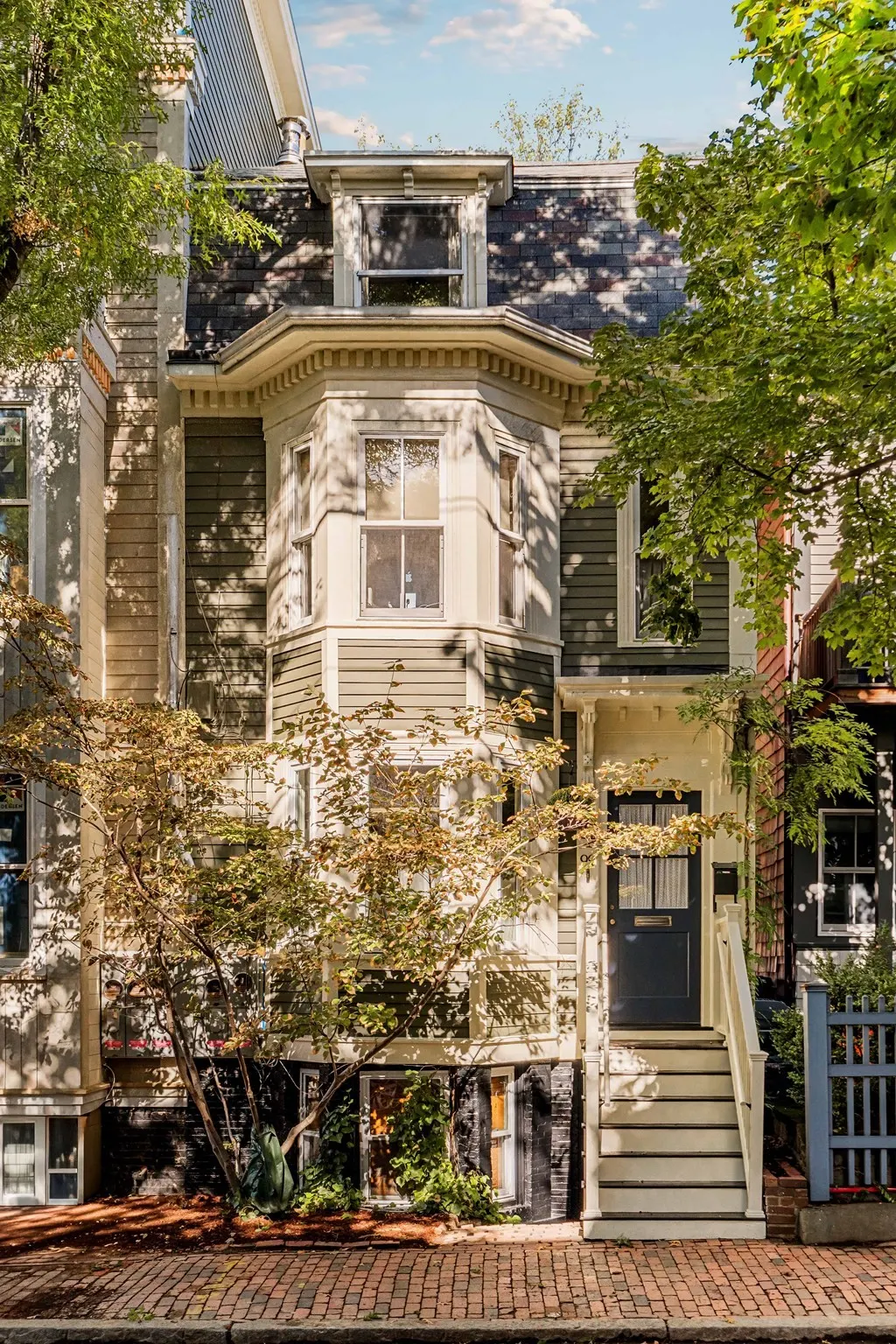 99 Pleasant Street #H, Cambridge