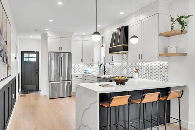 17 College Hill Road #1