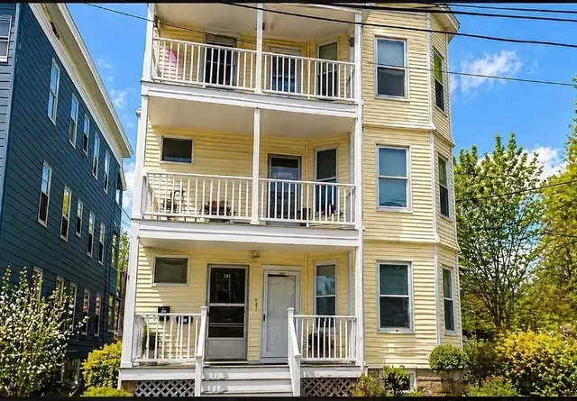 37 Waverly Street #B