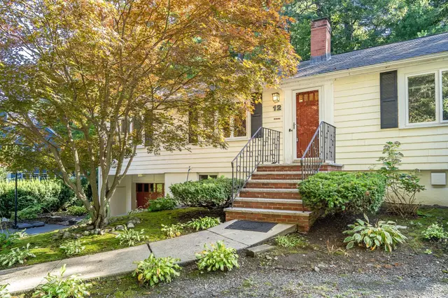 12 Watertown St