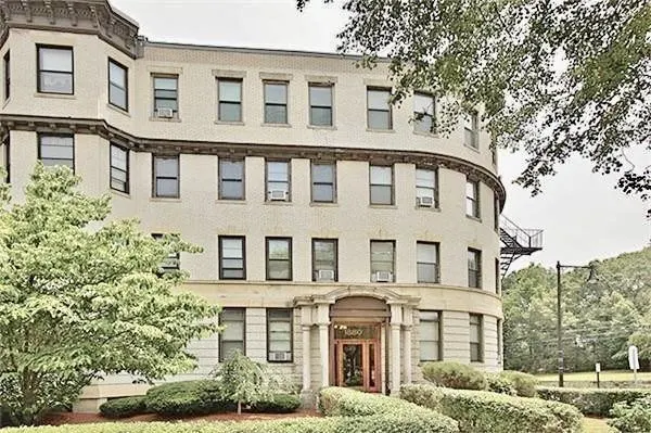 1880 Commonwealth Ave #12A, Boston