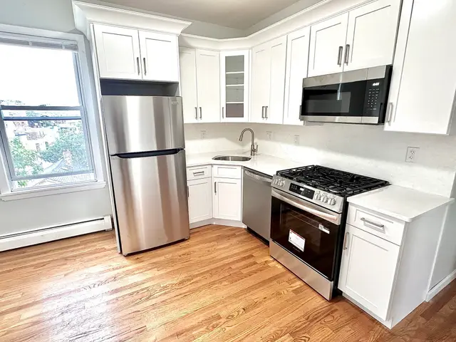 5 Buckley Avenue #3