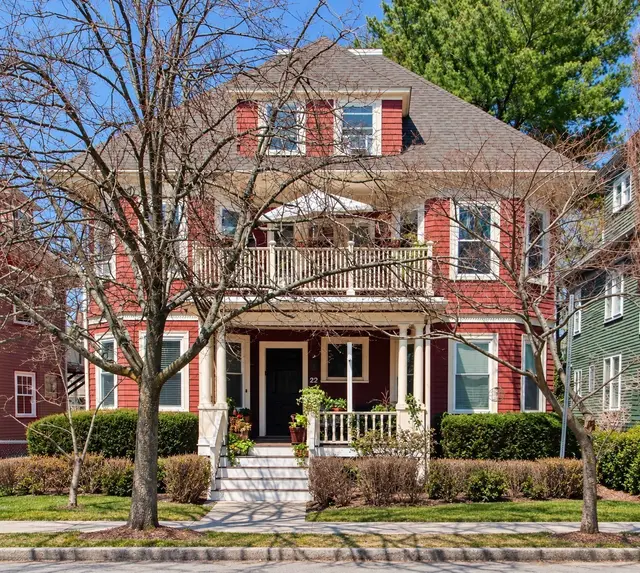 22 Welles Avenue