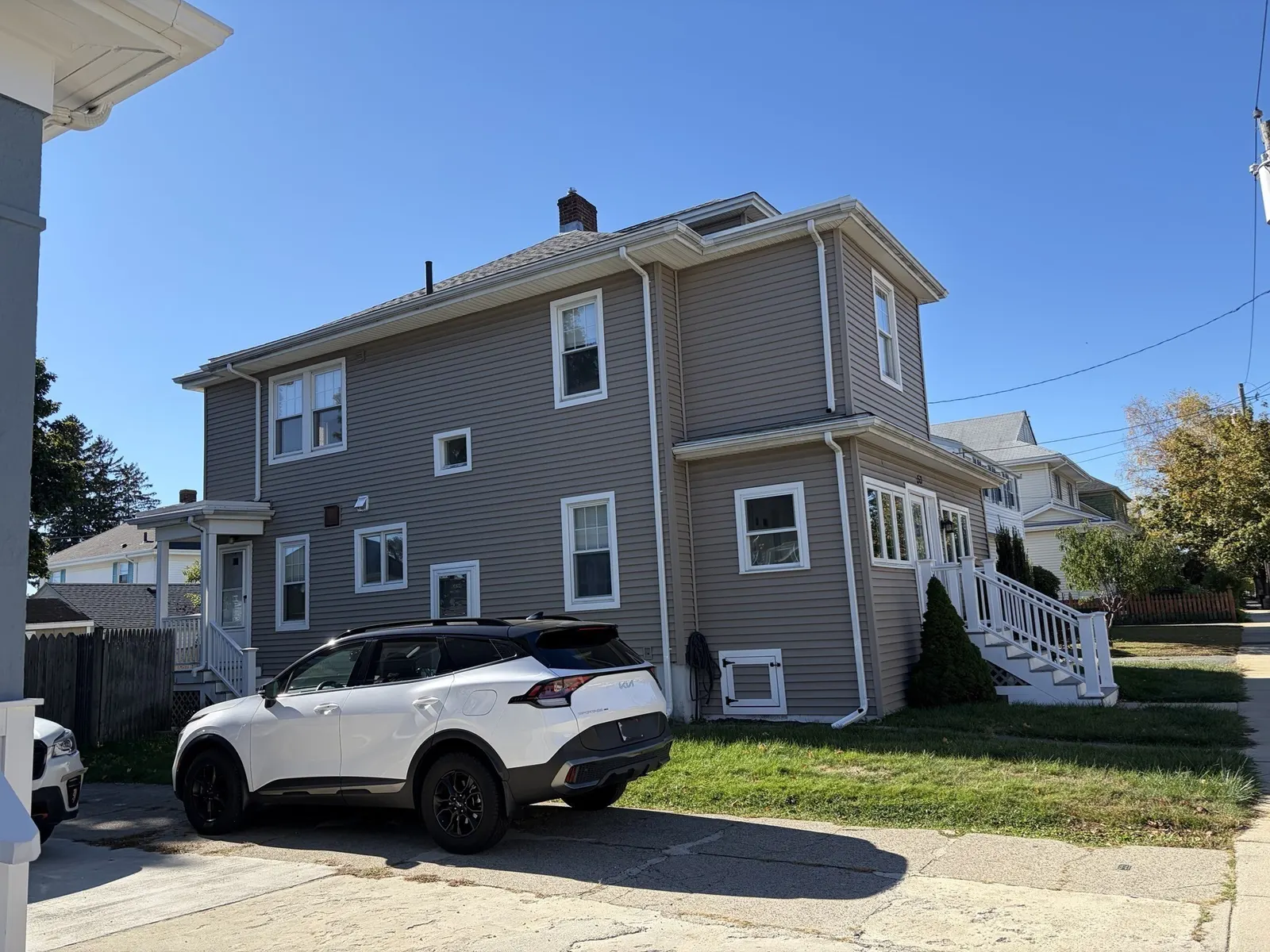 53 Ellington Rd, Quincy