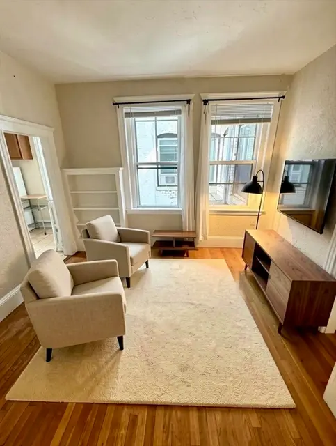23 Temple Street #6