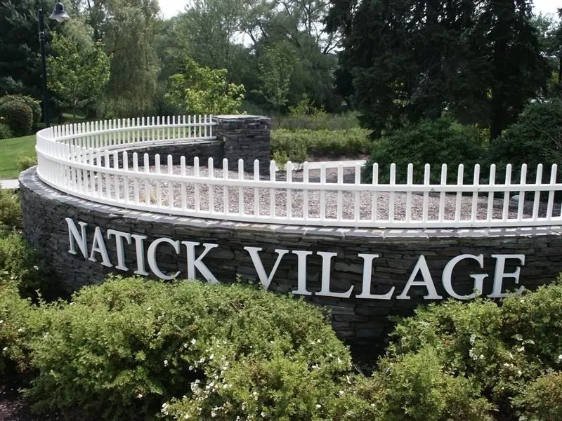 15 Village Way #12, Natick