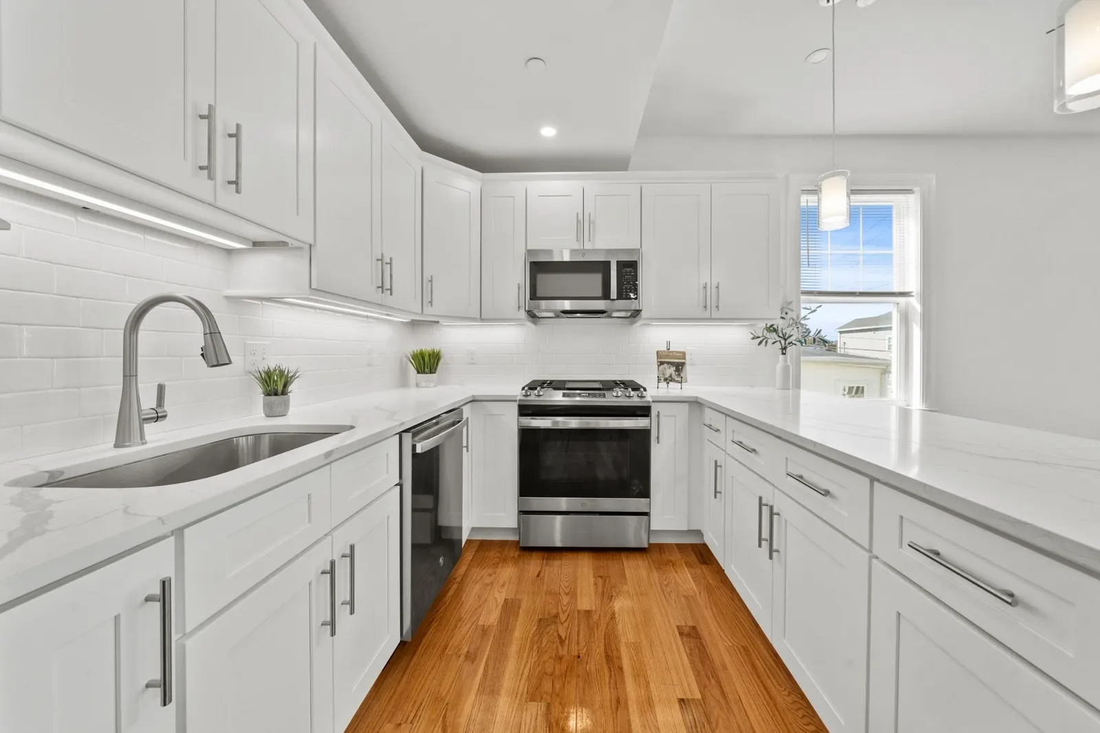 79 Temple St #2, Revere