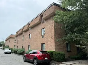 35 Washington St #3