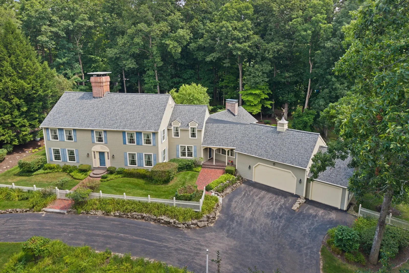 43 Pheasant Run, Bedford
