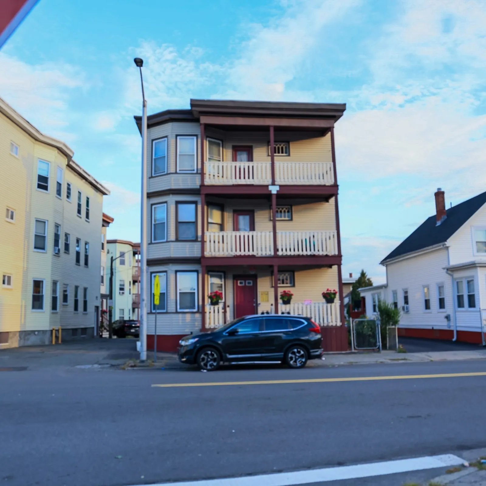 522 Summer St #3, Lynn