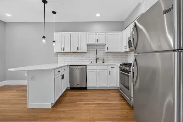 254 Lafayette St #2F