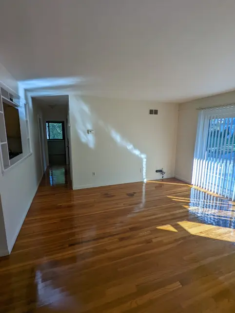202 Central #6