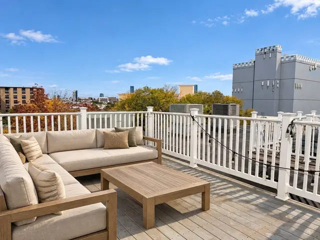 104 Boston St #3