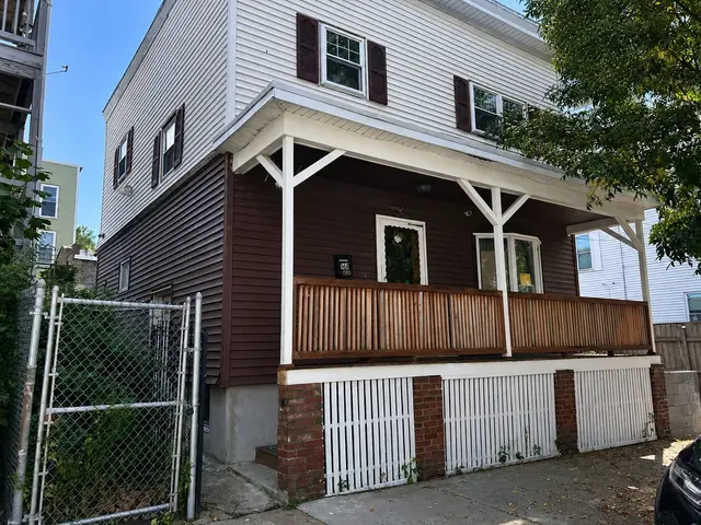 161 Shawmut St