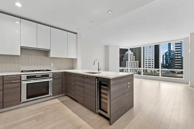 1 Franklin St #1709