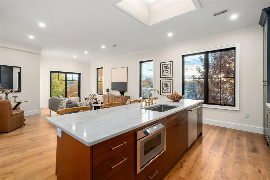 34 Vinton Street #PH4, Boston