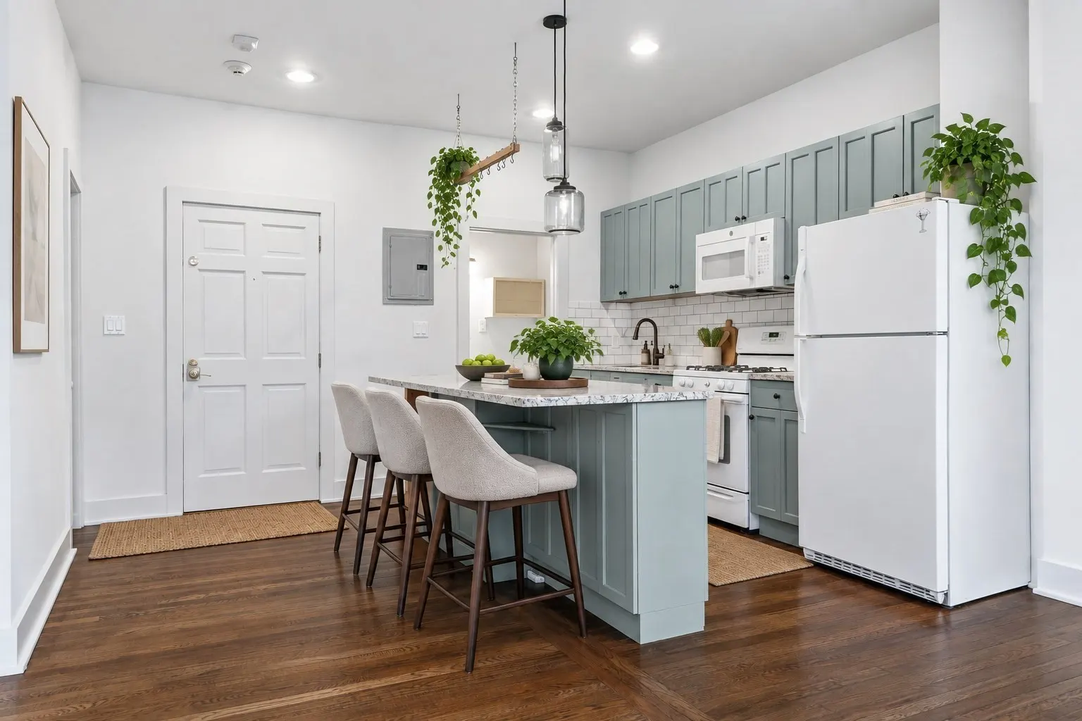 558 Columbus Ave #3F, Boston