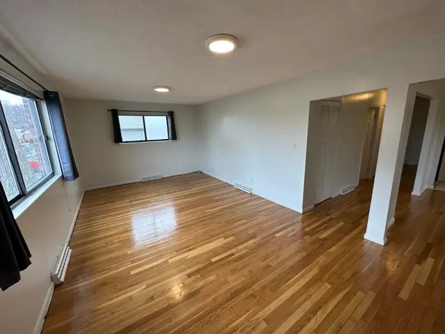 36 Undine Rd #1