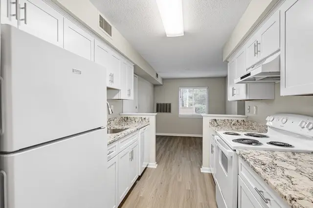 6 Beals Cove #B