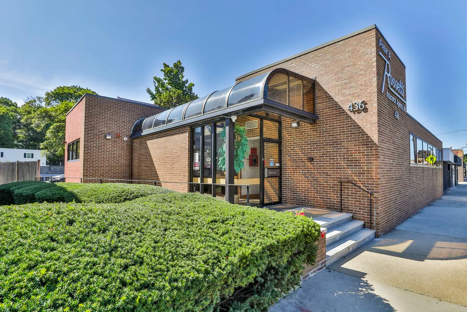 436 Lincoln Ave, Saugus