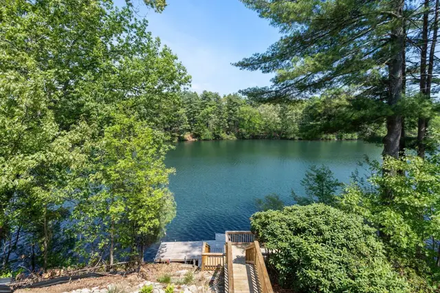44 Pine Point Rd