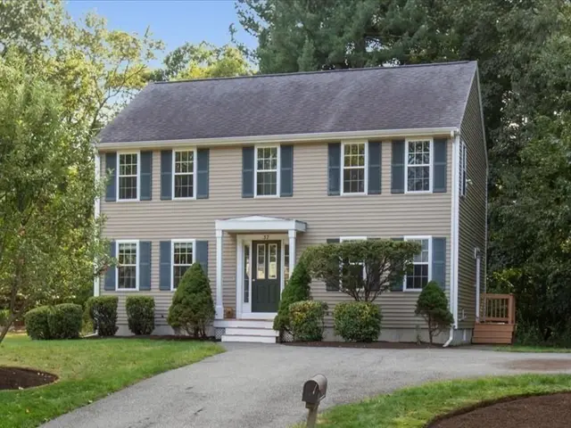 37 Forest Rd #37