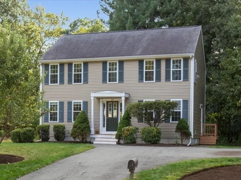 37 Forest Rd #37, Millis