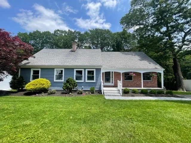 25 Indian Hill Road, Woburn