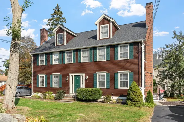 1B Greystone Lane #1B