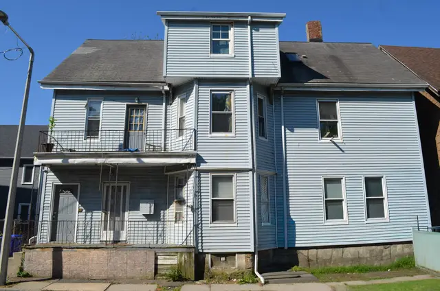 2-4 Howard Pl