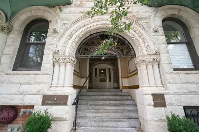 4 Charlesgate E #107