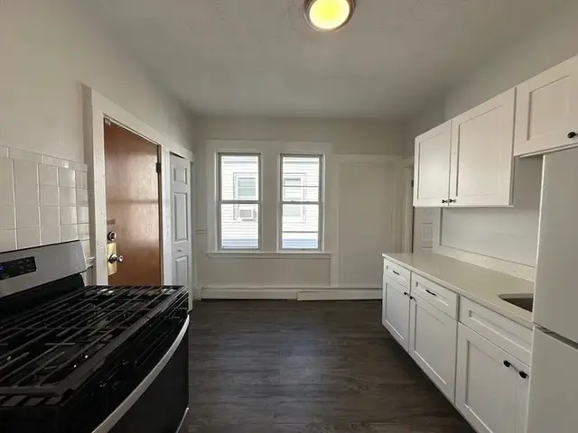 765 Broadway #10