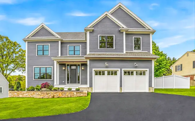18 Avon Circle