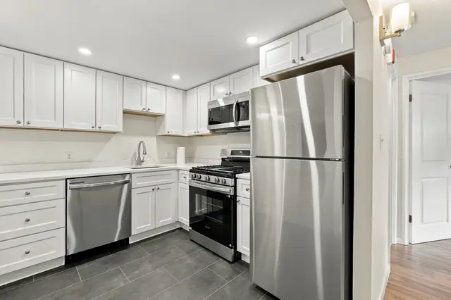 75 Mccormick Terrace #13