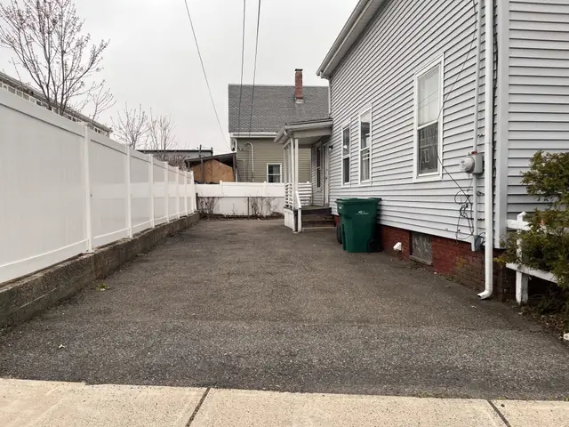 6 Minot Street #6