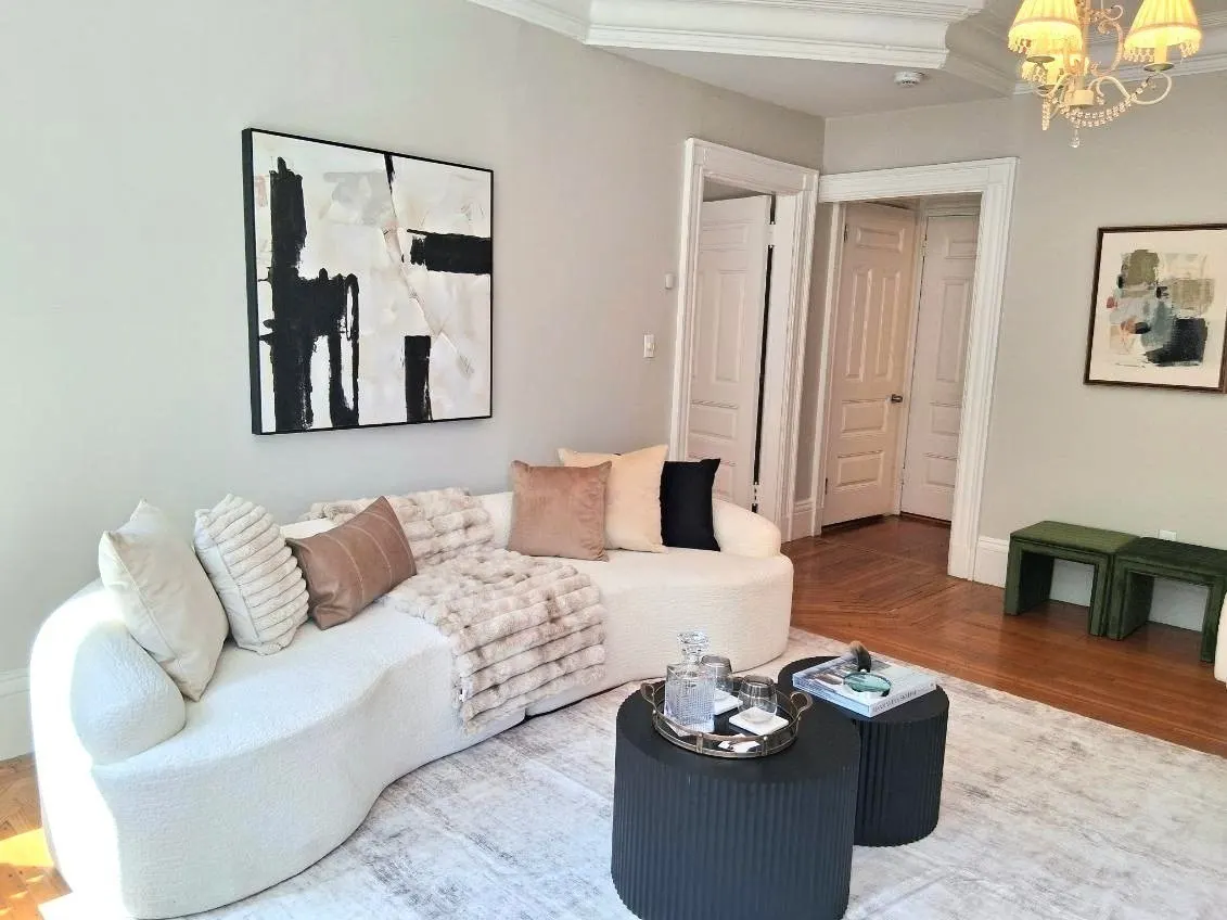869 Beacon #5, Boston