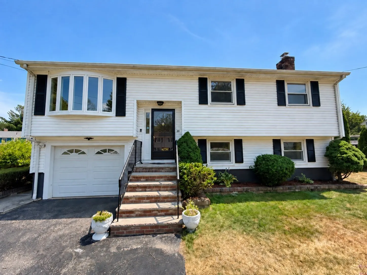 20 Susan Ave, Burlington