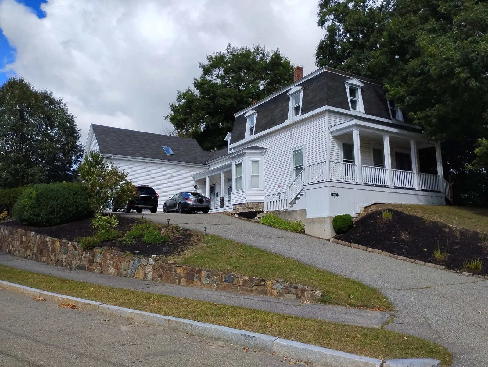 882 Main St ##2, Reading