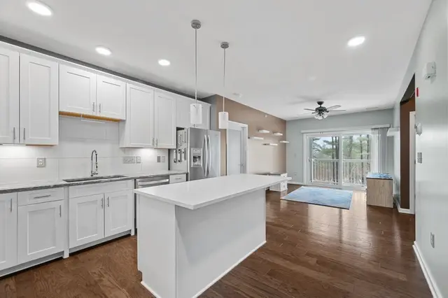 220 Martins Landing #410
