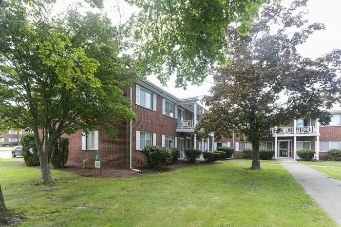 32 Bayberry Dr #3, Sharon