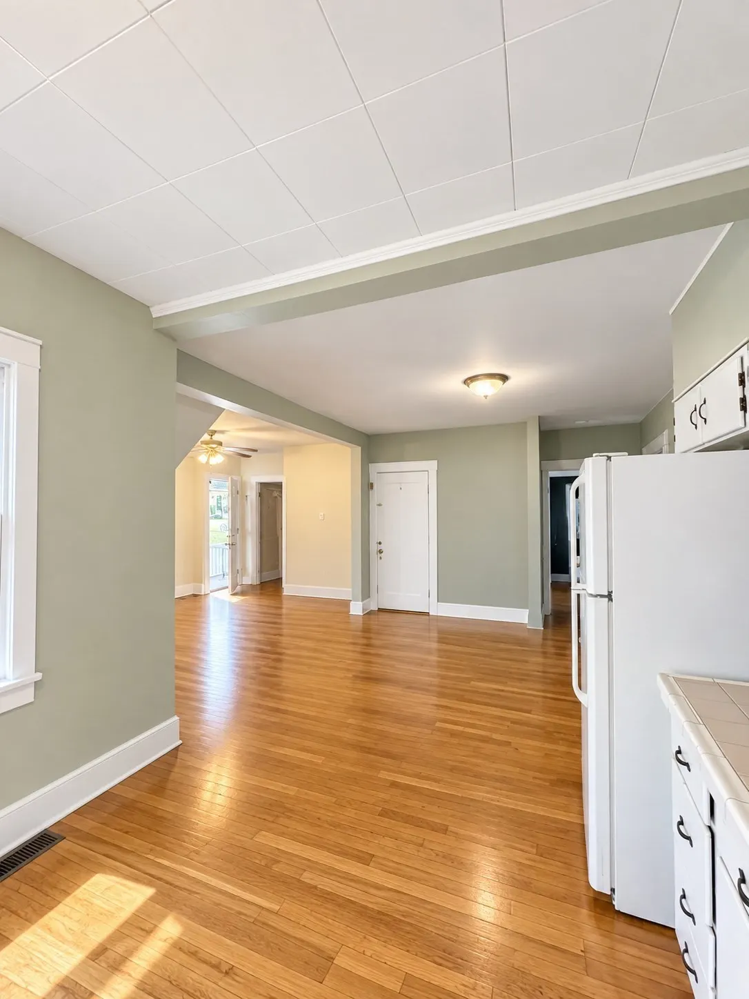 17 Sumner Ave #1, Wakefield