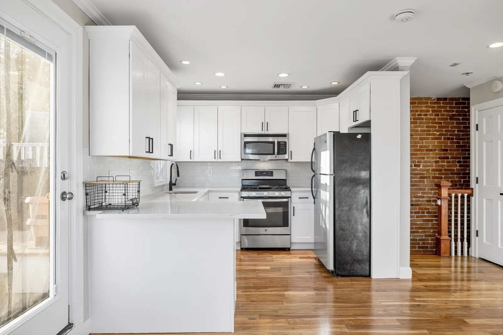 499-501 Sumner St #3, Boston